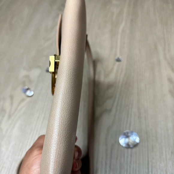 SONDRA ROBERTS BAG - Picture 6 of 9